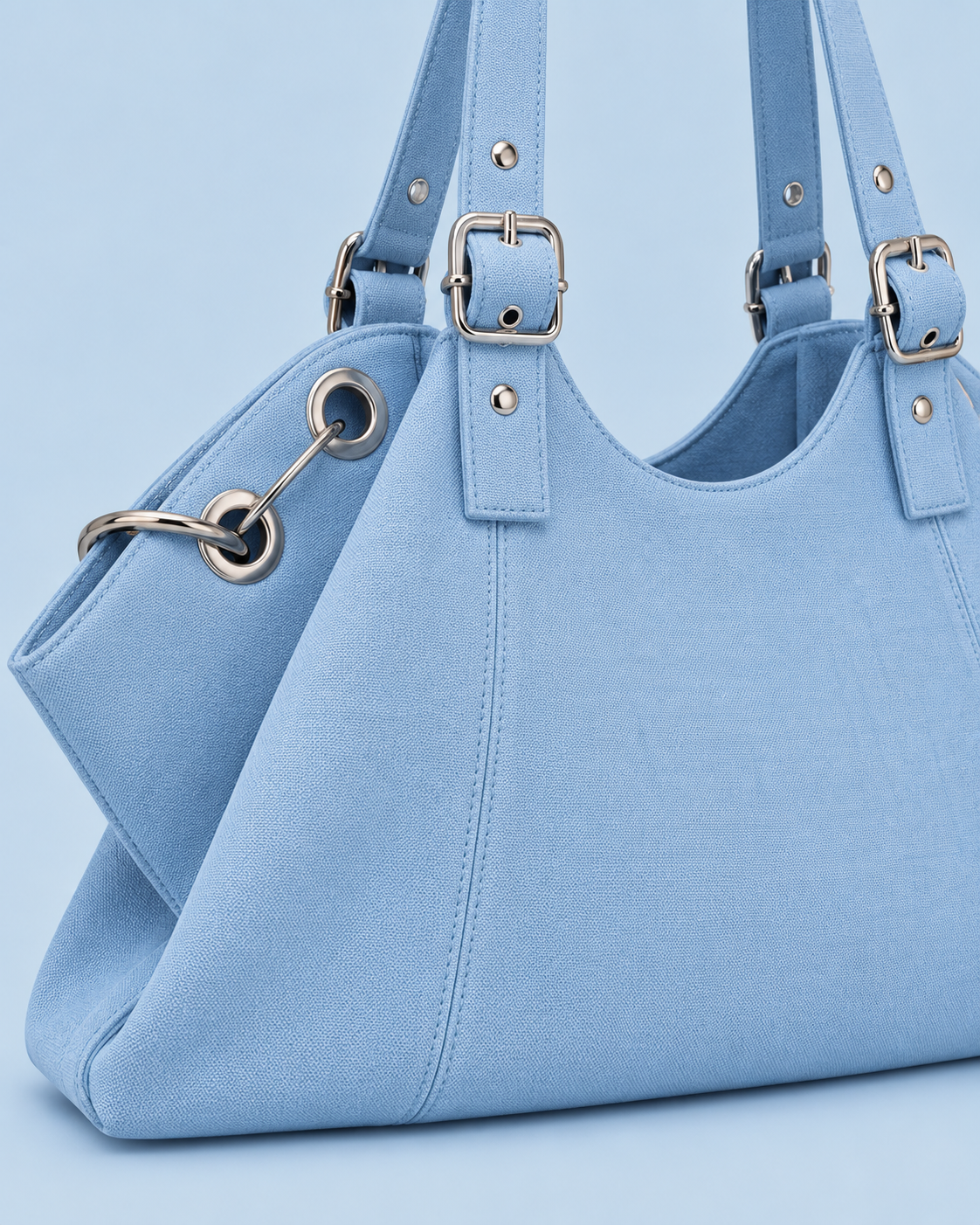 Bolso Azul Celeste con Hebillas