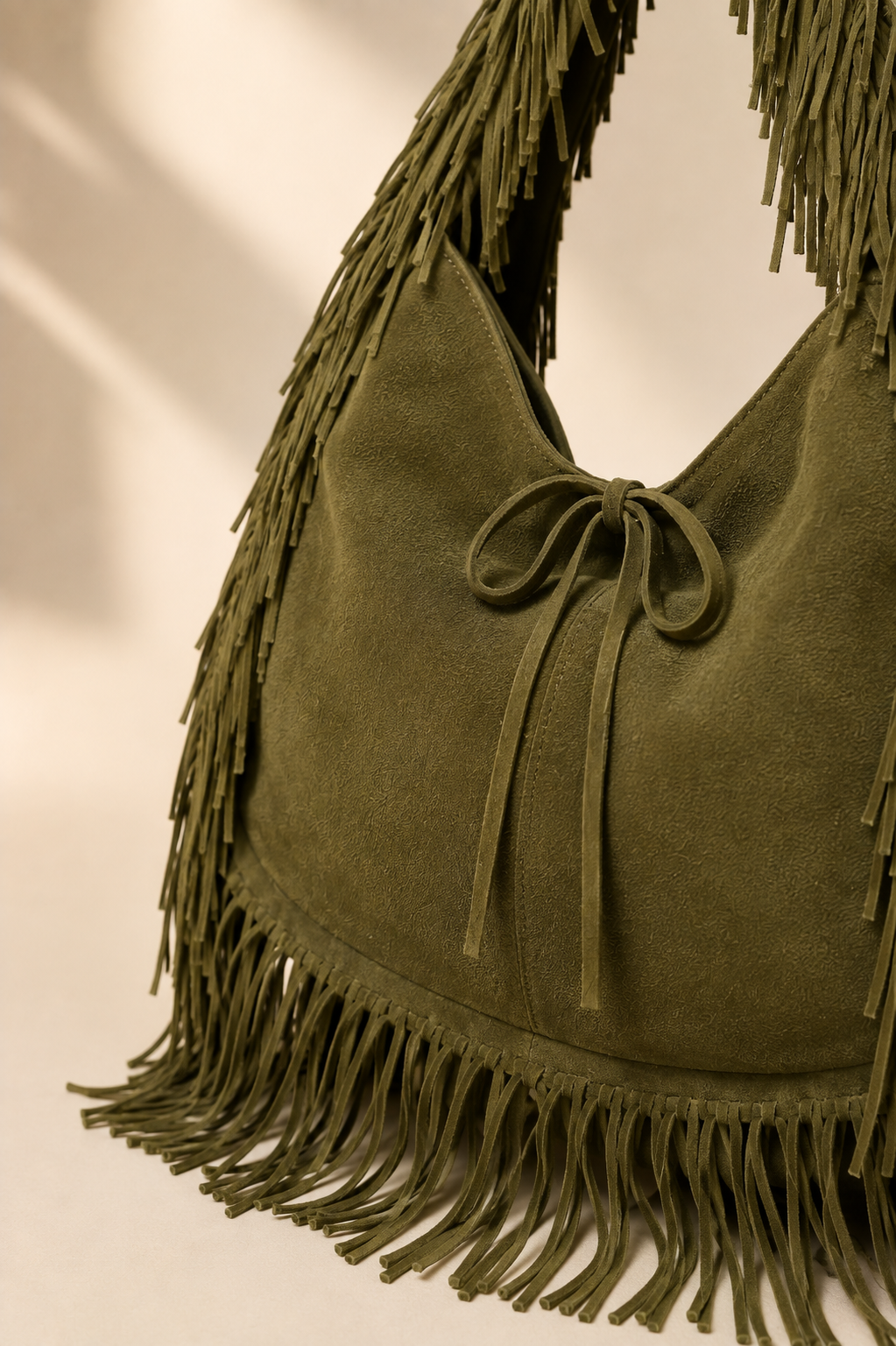 Olivia | Bolso Hobo de Ante con Flecos